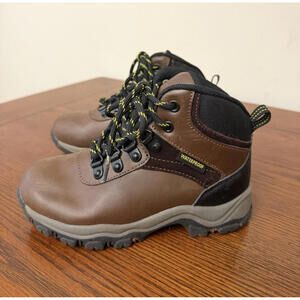 Magellan Outdoor Kids/Boys Hilking Boots Size 12 D Brown Leather Lace Up